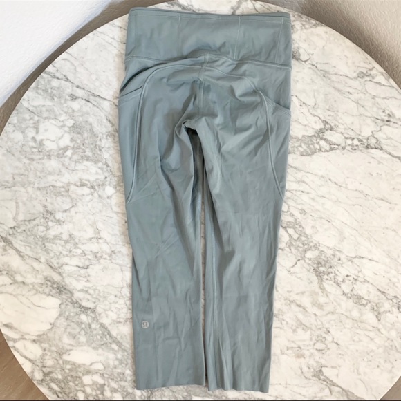 Lululemon Fast and Free Crop Size 4 - Picture 5 of 8